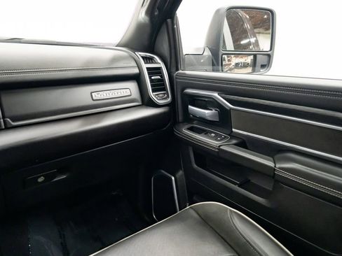Used 2024 RAM 2500 Laramie w/ Night Edition AWD/4WD image 10