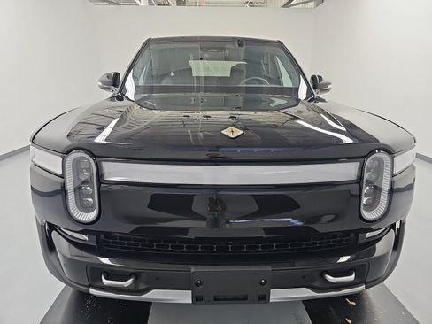 Used 2024 Rivian R1T Adventure AWD/4WD image 8