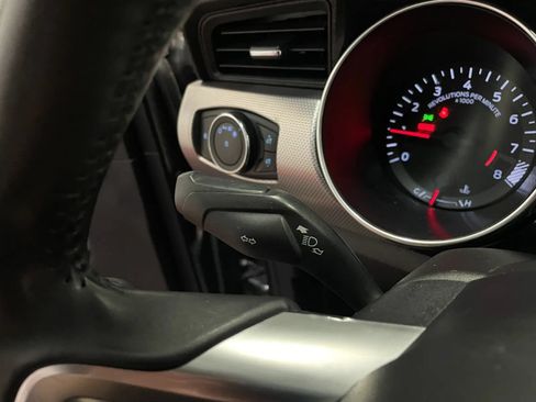 Used 2018 Ford Mustang GT w/ Black Accent Pkg RWD image 20