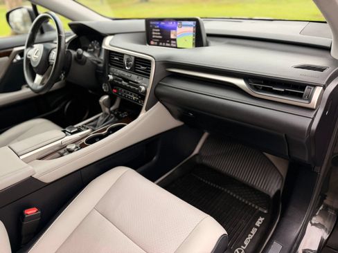 Used 2019 Lexus RX 350 AWD w/ Navigation Package image 5