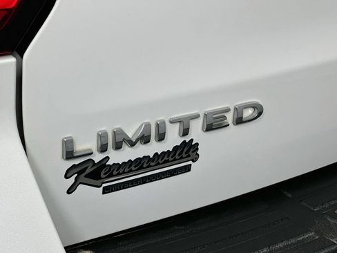 Used 2022 Ford Expedition Max Limited AWD/4WD image 28