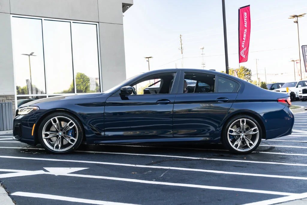 Used 2021 BMW M550i xDrive w/ Executive Package AWD/4WD image 15