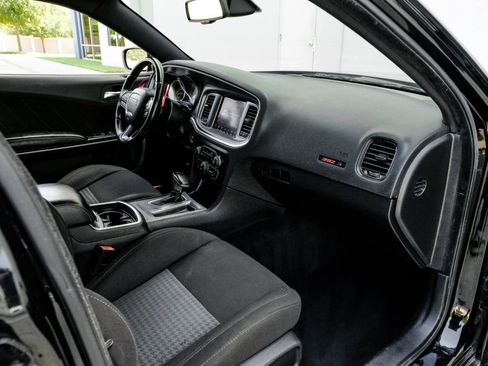 Used 2020 Dodge Charger Scat Pack RWD image 16