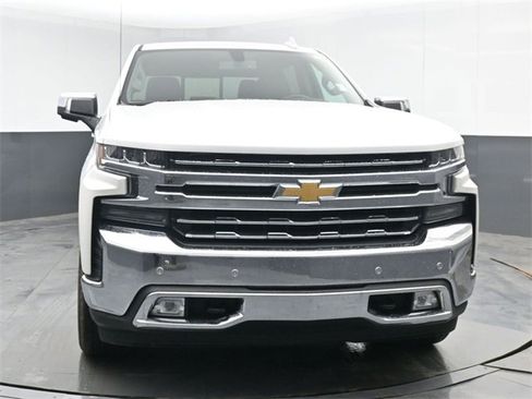 Used 2019 Chevrolet Silverado 1500 LTZ w/ LTZ Plus Package image 3