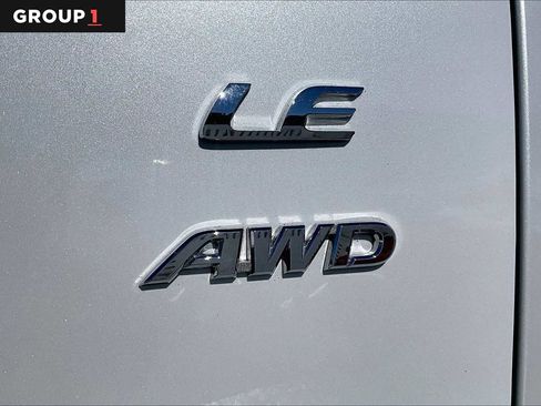 Used 2023 Toyota Corolla Cross LE w/ Moonroof Package image 10