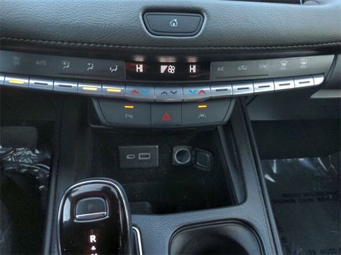 Used 2023 Cadillac XT4 Premium Luxury image 20