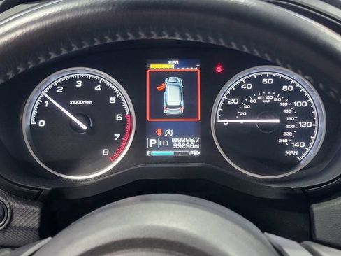 Used 2021 Subaru Forester Premium AWD/4WD image 32