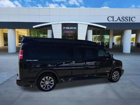 New 2026 GMC Savana 2500 Extended w/ Driver Convenience Package image 8