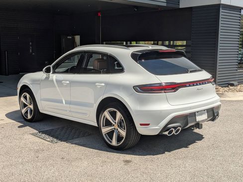 New 2026 Porsche Macan AWD/4WD image 3