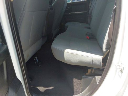 Used 2019 RAM 1500 Express w/ Express Value Package AWD/4WD image 21