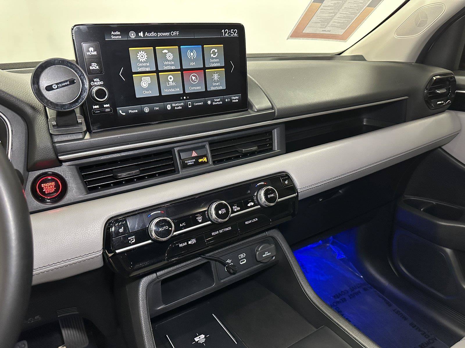 Certified 2025 Honda Pilot EX-L image 28