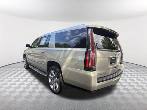 Used 2015 Cadillac Escalade ESV Luxury RWD image 7
