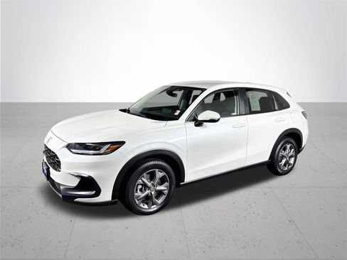 Used 2026 Honda HR-V LX image 2