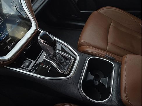 Certified 2022 Subaru Outback Touring image 21