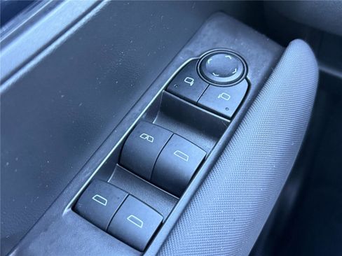 Used 2024 Chevrolet Colorado Z71 w/ LPO, Dark Essentials Package image 24