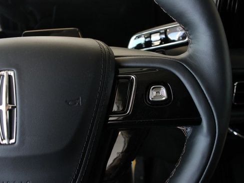 New 2026 Lincoln Aviator Premiere image 34