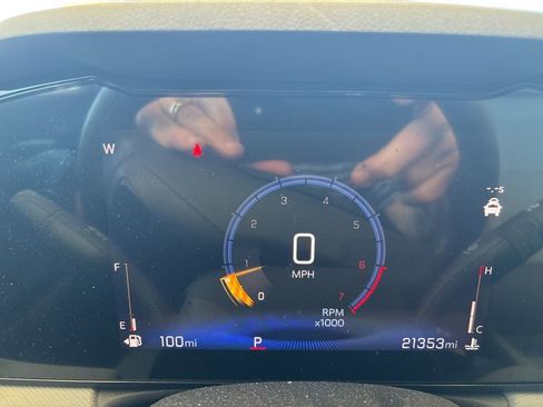 Used 2024 Chevrolet TrailBlazer LS w/ LS Convenience Package image 5