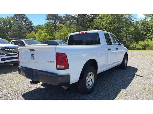 Used 2018 RAM 1500 Tradesman AWD/4WD image 3