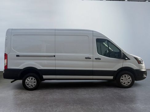 Used 2025 Ford Transit 250 148 Medium Roof w/ Exterior Upgrade Package RWD image 3