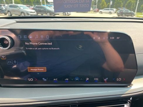 New 2026 Chevrolet Traverse LT w/ Driver Confidence Package image 30