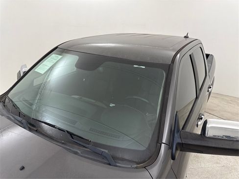 Used 2018 RAM 1500 Laramie w/ Convenience Group image 17