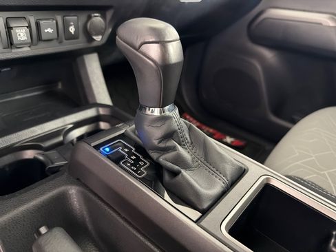 Used 2023 Toyota Tacoma TRD Sport AWD/4WD image 30
