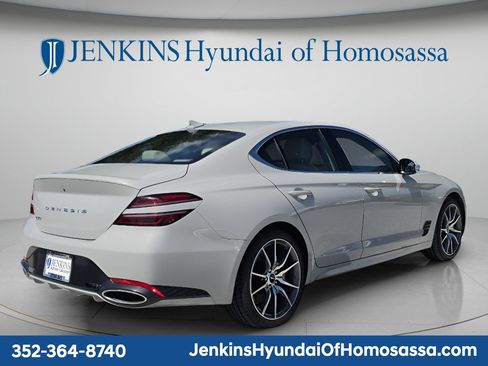 Used 2025 Genesis G70 2.5T RWD image 3