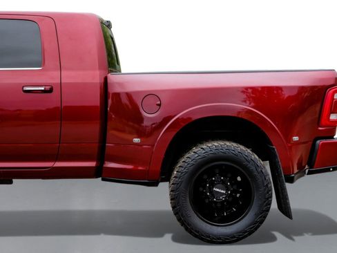 Used 2022 RAM 3500 Limited image 12