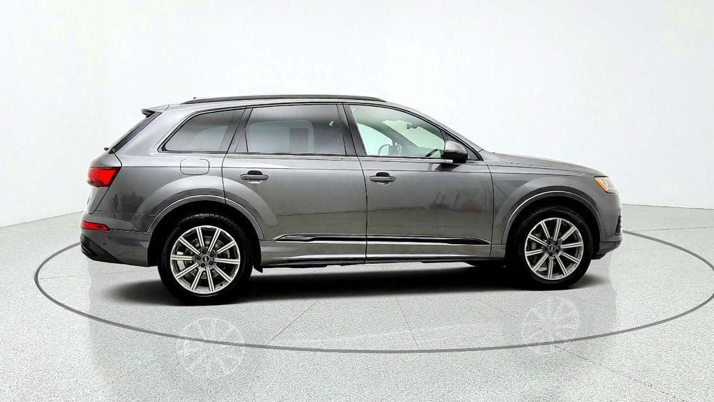 Used 2022 Audi Q7 2.0T Premium Plus w/ Premium Plus Package AWD/4WD image 4
