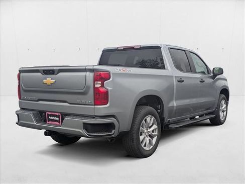 New 2026 Chevrolet Silverado 1500 Custom image 2
