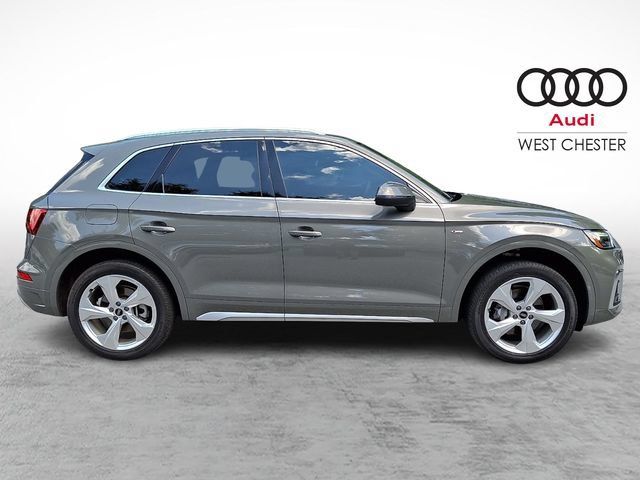 Used 2023 Audi Q5 2.0T Premium Plus w/ Premium Plus Package AWD/4WD image 7