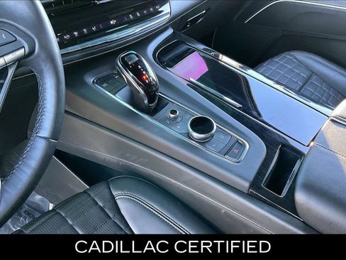 Certified 2024 Cadillac Escalade ESV V w/ Heavy-Duty Trailer Package AWD/4WD image 15