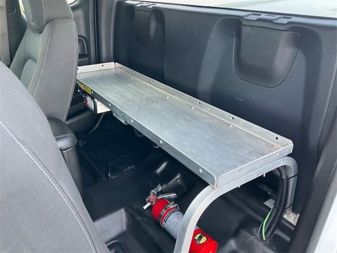 Used 2022 Chevrolet Colorado LT w/ Fleet Safety Package image 9