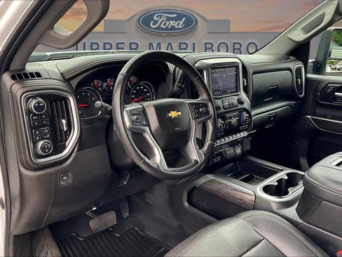 Used 2022 Chevrolet Silverado 3500 LTZ w/ LTZ Plus Package AWD/4WD image 14