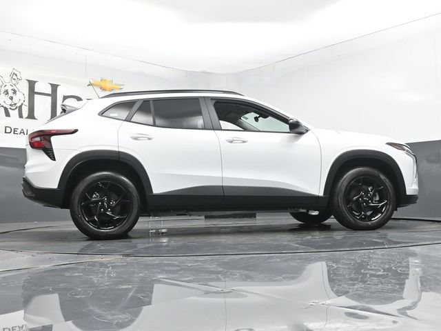 New 2026 Chevrolet Trax LT w/ Driver Confidence Package FWD image 31