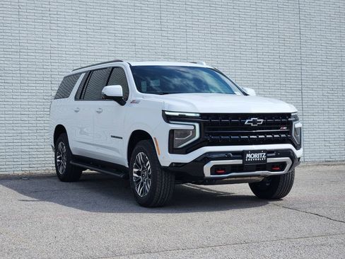 New 2026 Chevrolet Suburban Z71 w/ Comfort Package image 2