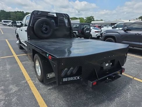 Used 2026 RAM 3500 Tradesman w/ Chrome Appearance Group AWD/4WD image 6