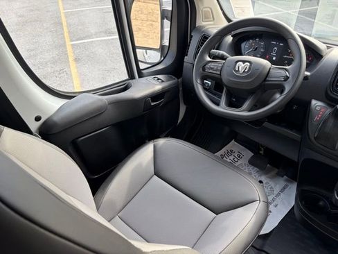 Used 2024 RAM ProMaster 3500 w/ Power Group image 29