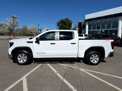Used 2024 GMC Sierra 1500 Pro w/ Pro Value Package AWD/4WD image 2