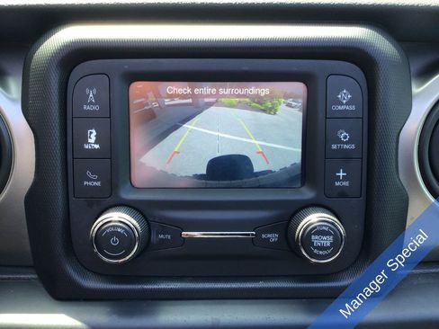 Used 2019 Jeep Wrangler Unlimited Sport AWD/4WD image 27