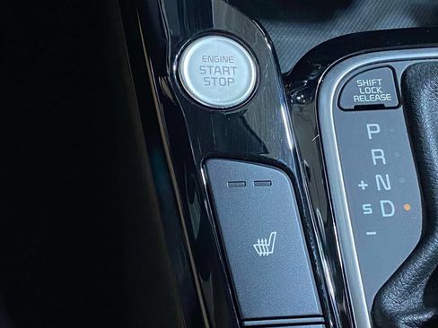 Used 2025 Kia Soul EX FWD image 32
