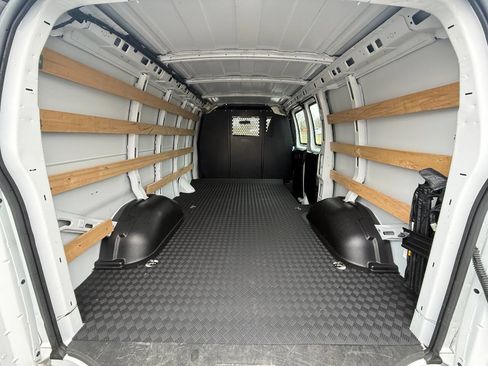 Used 2024 Chevrolet Express 2500 w/ Driver Convenience Package image 11