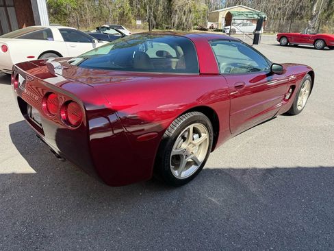 Used 2003 Chevrolet Corvette Coupe w/ Preferred Equipment Group image 10