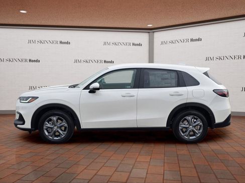 New 2026 Honda HR-V LX image 13