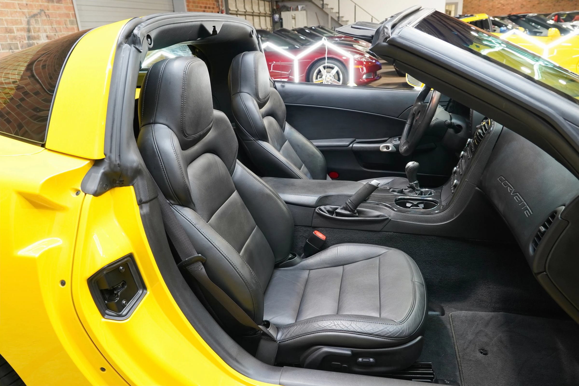 Used 2012 Chevrolet Corvette Coupe w/ Roof Package RWD image 60