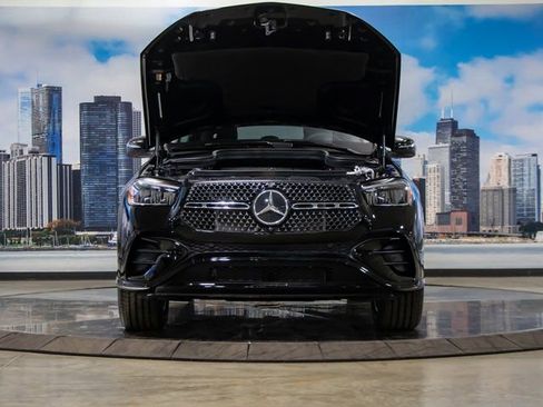 Used 2026 Mercedes-Benz GLE 450e 4MATIC image 4