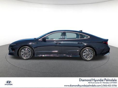 Certified 2025 Hyundai Sonata SEL FWD image 4