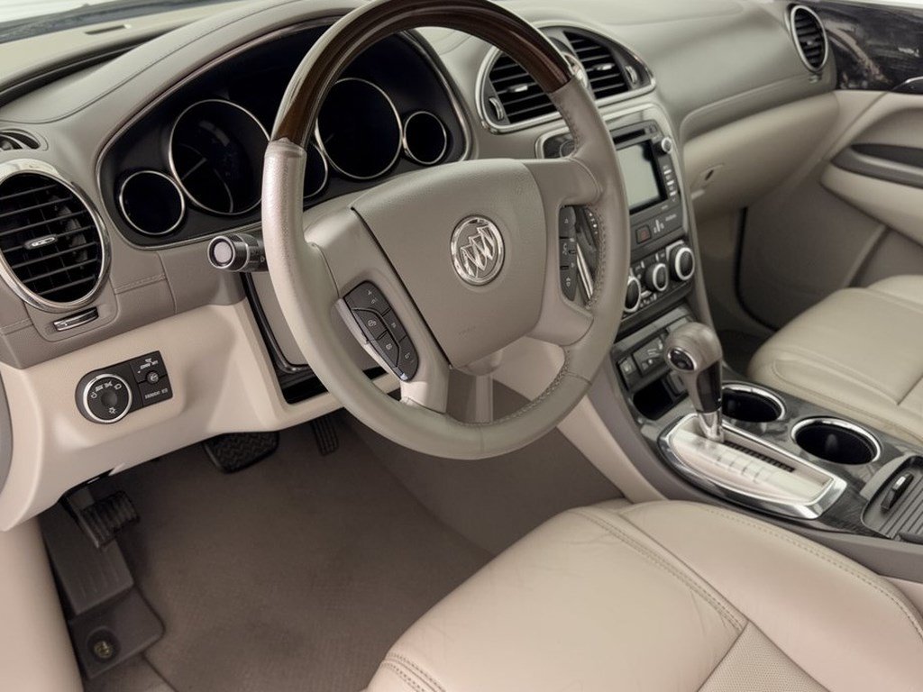 Used 2016 Buick Enclave Premium w/ Experience Buick Package FWD image 4