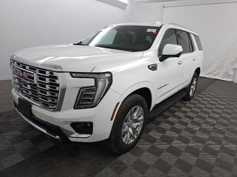 Used 2025 GMC Yukon Denali image 13