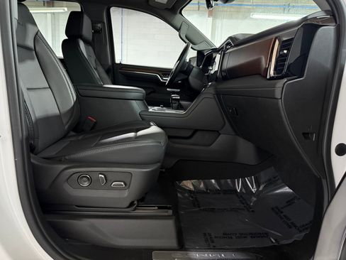 Used 2024 GMC Sierra 1500 Denali w/ Denali Reserve Package image 50